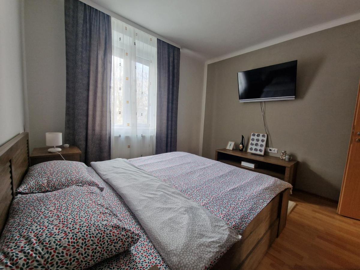 Best Apartment Hunedoara Exterior photo